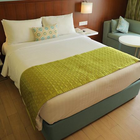 Fairfield By Marriott Indore Bagian luar foto