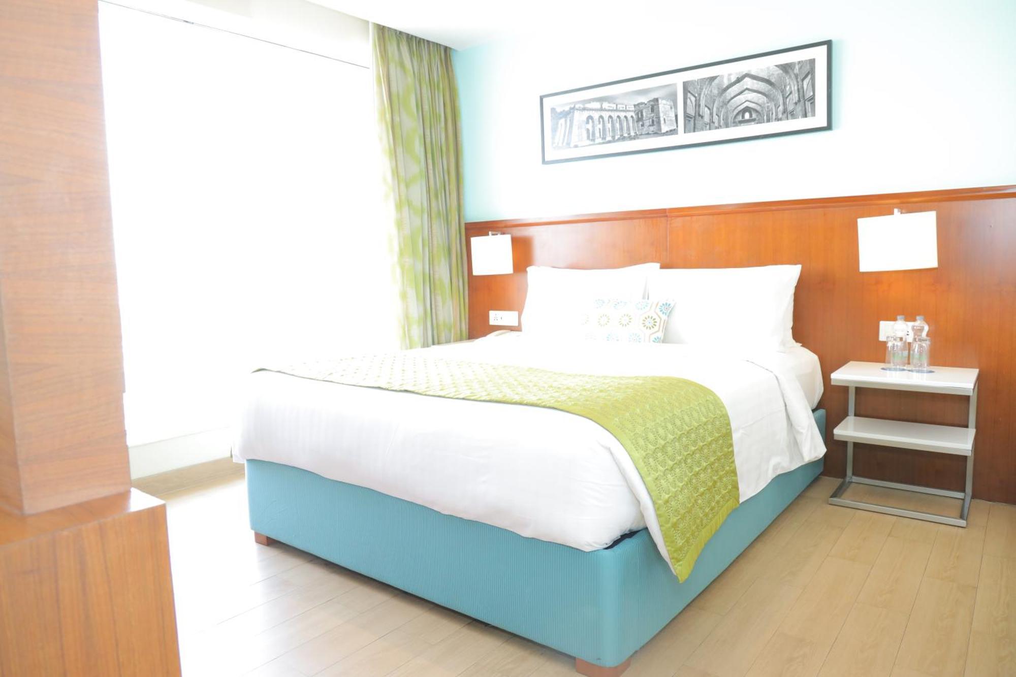 Fairfield By Marriott Indore Bagian luar foto